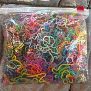 Silly Bandz LOT